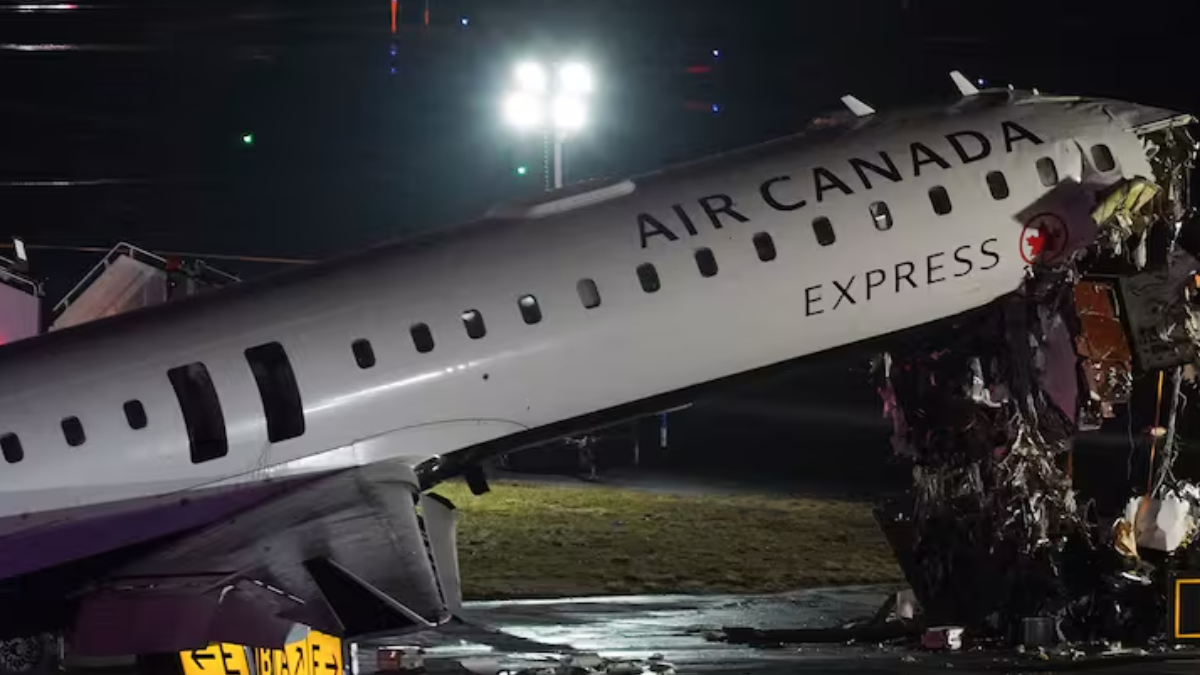 Las impactantes imágenes y videos del choque de un avión Air Canada con un camión en LaGuardia