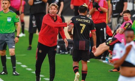 De acuerdo a medios de Estados Unidos, Gabriel Heinze fue despedido del Atlanta United de la MLS por su mala relación con los jugadores. De acuerdo a medios de Estados Unidos, Gabriel Heinze fue despedido del Atlanta United de la MLS por su mala relación con los jugadores.