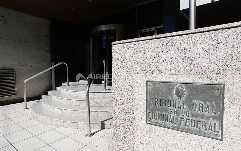 Todos a juicio: el Tribunal Oral Federal de Santa Fe rechazó los pedidos de “probation” en la Causa Bolsafé