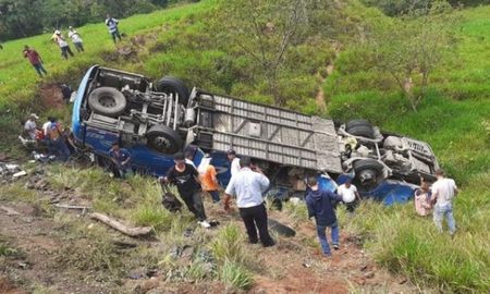 Los accidentes de tránsito son una de las principales causas de muerte en Ecuador. Los accidentes de tránsito son una de las principales causas de muerte en Ecuador.