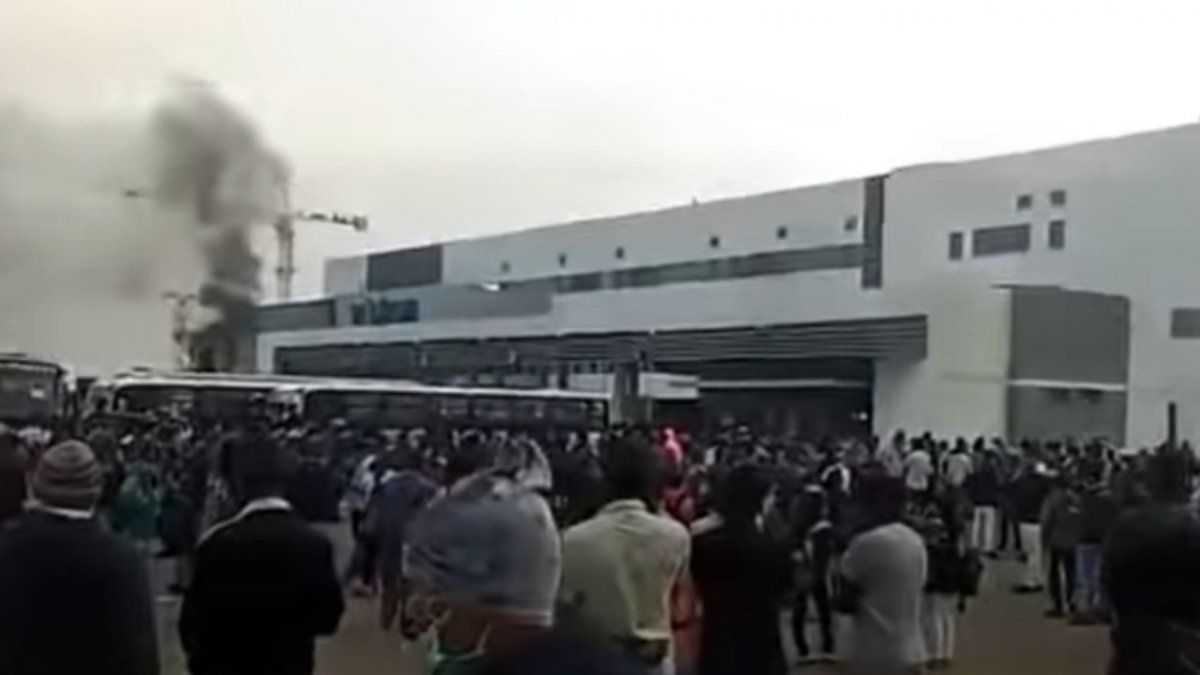 La producción de dispositivos de Apple en La India es parte de un plan de la estadounidense para no depender de las fábricas en China