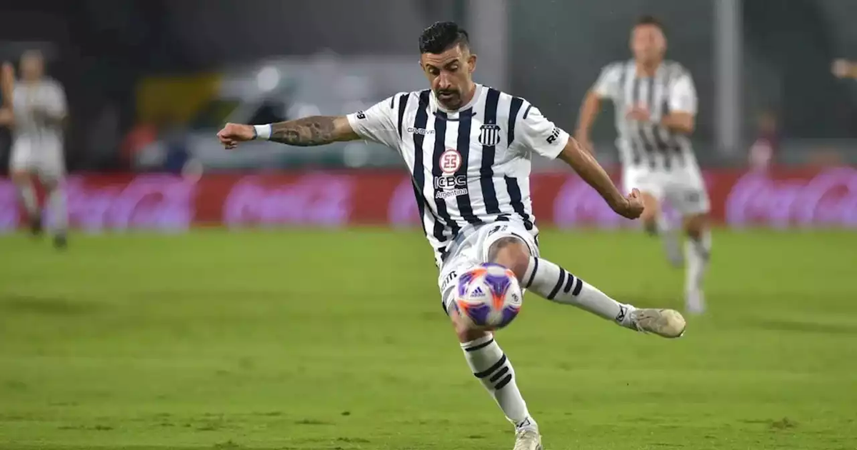 Michael Santos es la figura de Talleres de Córdoba, quien se prepara para visitar a Colón este jueves, por la Liga Profesional.