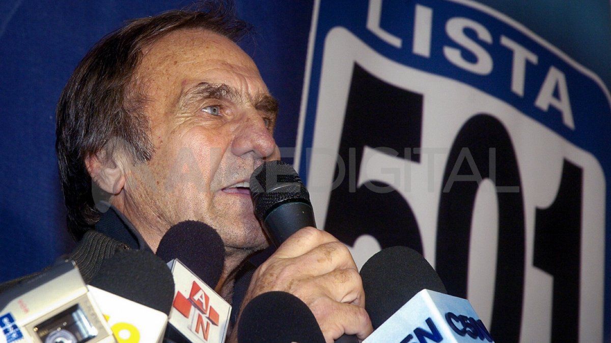 El exgobernador Reutemann recibió el alta médica y continuará con su recuperación en Santa Fe.