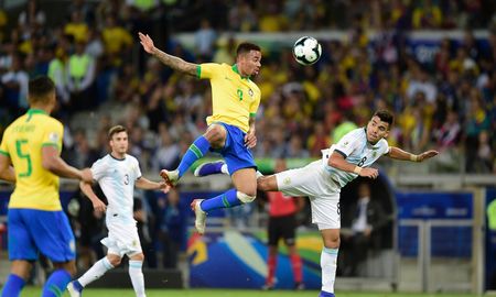 El vicepresidente de Brasil aseguró que hacer la Copa América en su país en menos riesgoso que en Argentina. El vicepresidente de Brasil aseguró que hacer la Copa América en su país en menos riesgoso que en Argentina.