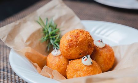 Croquetas de papa al horno sin harina, crocantes y fáciles de hacer. Croquetas de papa al horno sin harina, crocantes y fáciles de hacer.