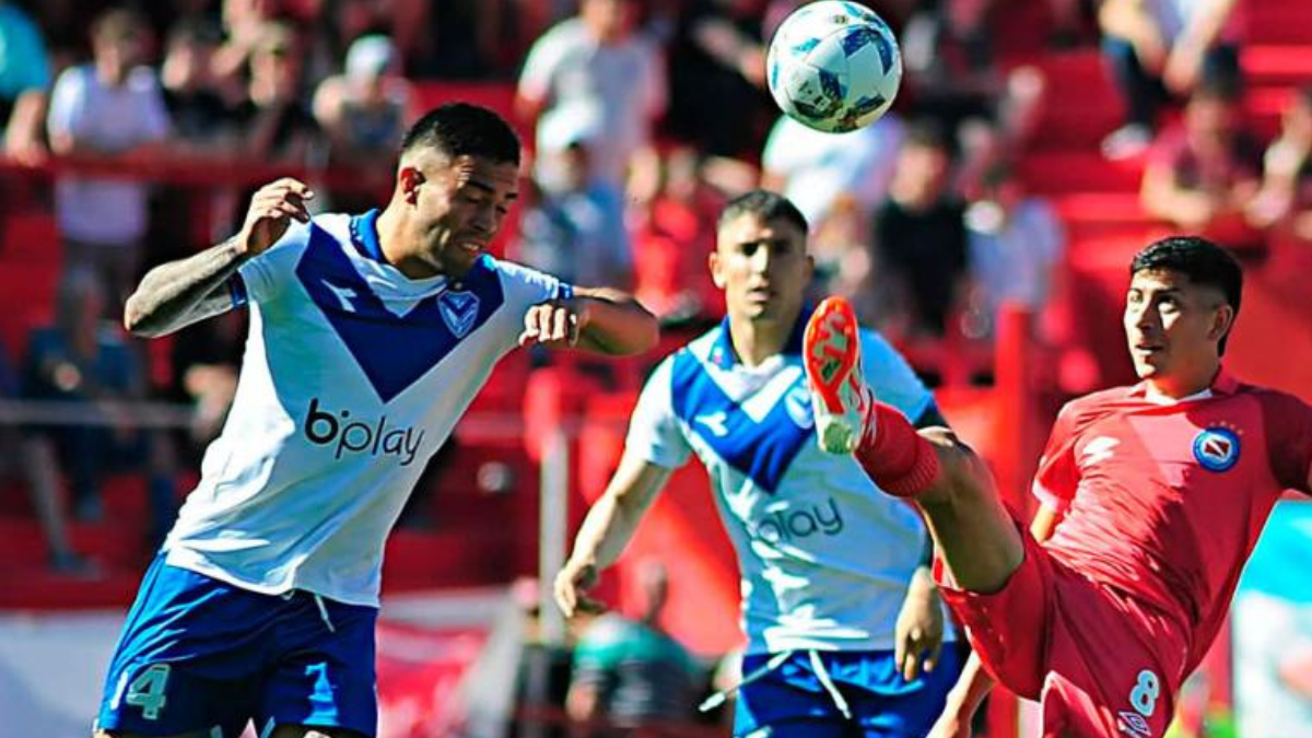 Argentinos empató con Vélez en La Paternal.