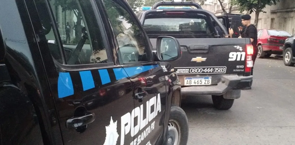 Doce policías del Comando Radioeléctrico de la ciudad de Santa Fe fueron condenados por delitos que cometieron mientras prestaban funciones en esa dependencia.
