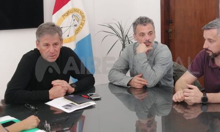 Este viernes, el intendente Jatón se reunió con su gabinete y volvió a referirse al hecho. Este viernes, el intendente Jatón se reunió con su gabinete y volvió a referirse al hecho.