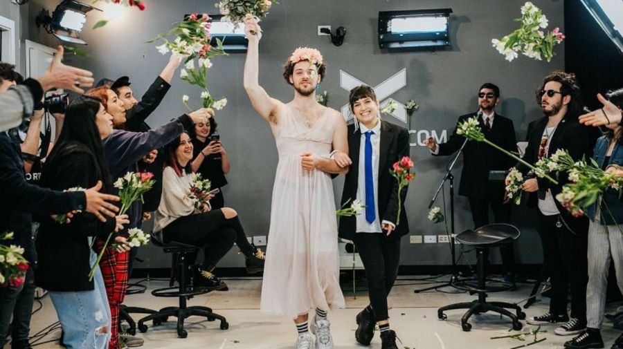 Santi Maratea y Sofía Carmona anunciaron que