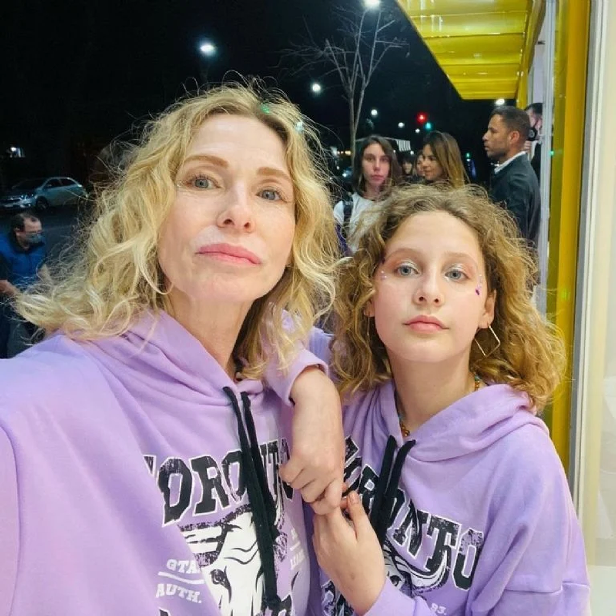 Gloria Carrá y Luciano Cáceres tienen una hija en común, Amelia. Gloria Carrá y Luciano Cáceres tienen una hija en común, Amelia.