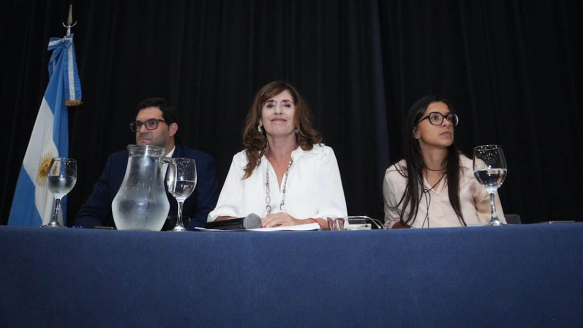 La presidenta del Concejo, Adriana “Chuchi” Molina, destacó que Poletti “puso eje en los temas que le importan a los vecinos La presidenta del Concejo, Adriana “Chuchi” Molina, destacó que Poletti “puso eje en los temas que le importan a los vecinos