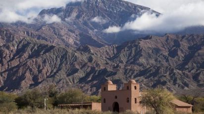 Escapada a la Ruta del Adobe en Catamarca, un circuito llena de historia, cultura y paisajes