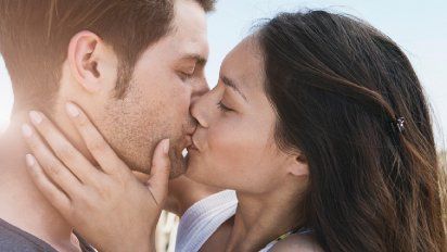 Las 5 señales de que estás bajo un amarre de amor