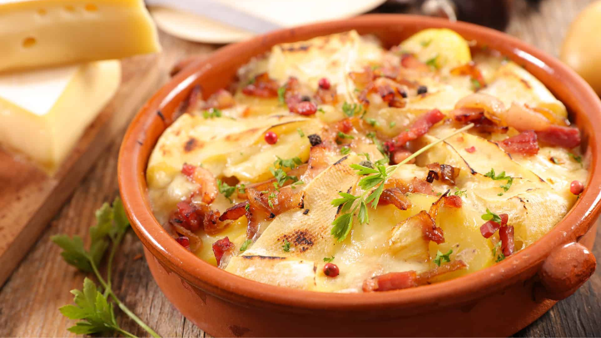 Tartiflette: la receta deliciosa y fácil con ingredientes simples para hacer en casa y sorprender a todos
