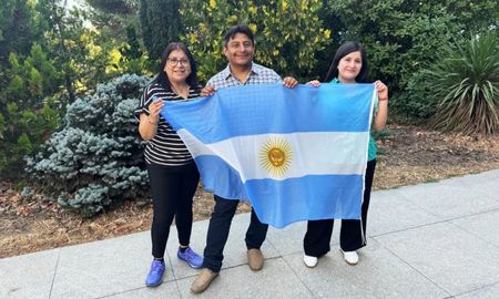 Los tres fueron elegidos embajadores de Escuela Plus, el clúster de entretenimiento educativo desarrollado por la Fundación Norma y Leo Werthein. Los tres fueron elegidos embajadores de Escuela Plus, el clúster de entretenimiento educativo desarrollado por la Fundación Norma y Leo Werthein.