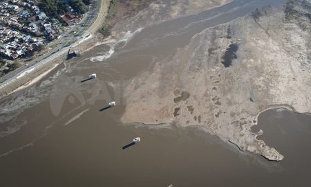 La bajante histórica del río Paraná impactó directamente en el nivel de la laguna Setúbal. La bajante histórica del río Paraná impactó directamente en el nivel de la laguna Setúbal.