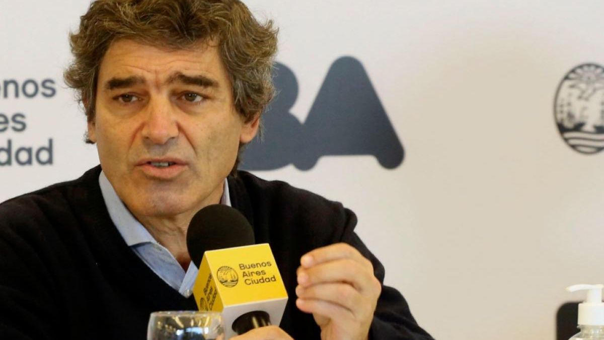 La curva de contagios de coronavirus en la ciudad de Buenos Aires va bajando