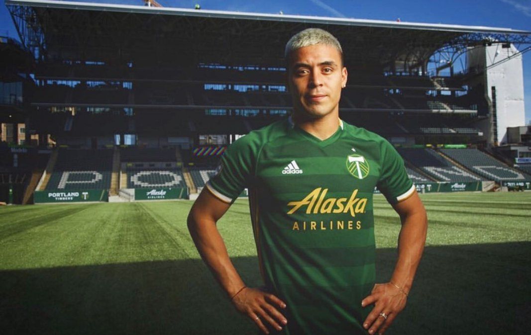 La foto de Brian Fernández que lo acerca cada vez más a Colón