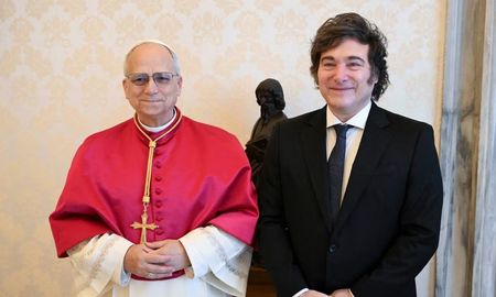 En el mismo diálogo con la prensa, el Santo Padre también confirmó su interés por Oceanía. En el mismo diálogo con la prensa, el Santo Padre también confirmó su interés por Oceanía.