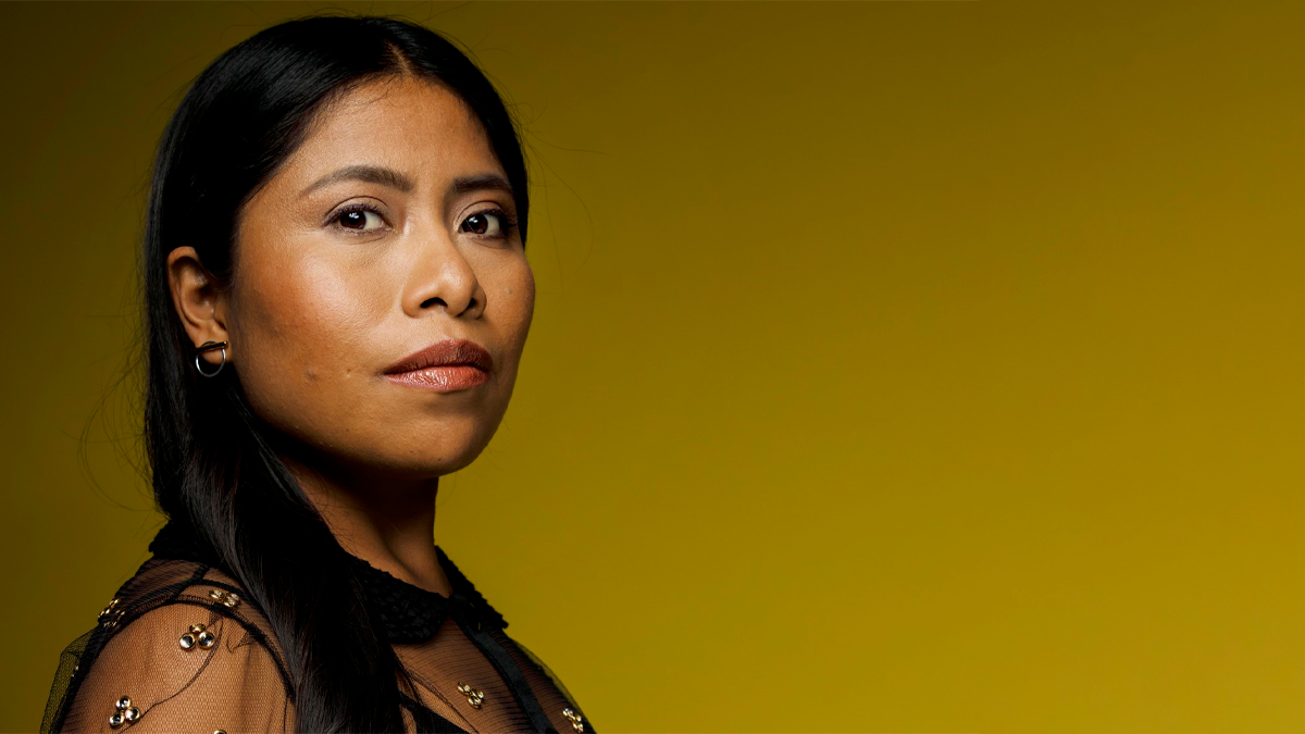 La actriz mexicana Yalitza Aparicio se pronunció este miércoles contra el racismo en su país y aseguró que la sociedad crece cuando todos tienen igualdad de oportunidades sin importar su raza.