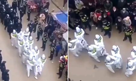 El video del desfile de la humillación a cuatro personas en China sospechosas de violar una regla contra el covid El video del desfile de la humillación a cuatro personas en China sospechosas de violar una regla contra el covid