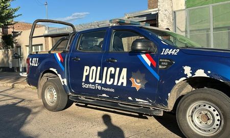 Uno de los procedimientos se realizaba en barrio Centenario, en un domicilio de Zabalía al 600. Uno de los procedimientos se realizaba en barrio Centenario, en un domicilio de Zabalía al 600.