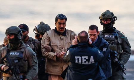 Nicolás Maduro fue detenido y trasladado a Estados Unidos. Nicolás Maduro fue detenido y trasladado a Estados Unidos.