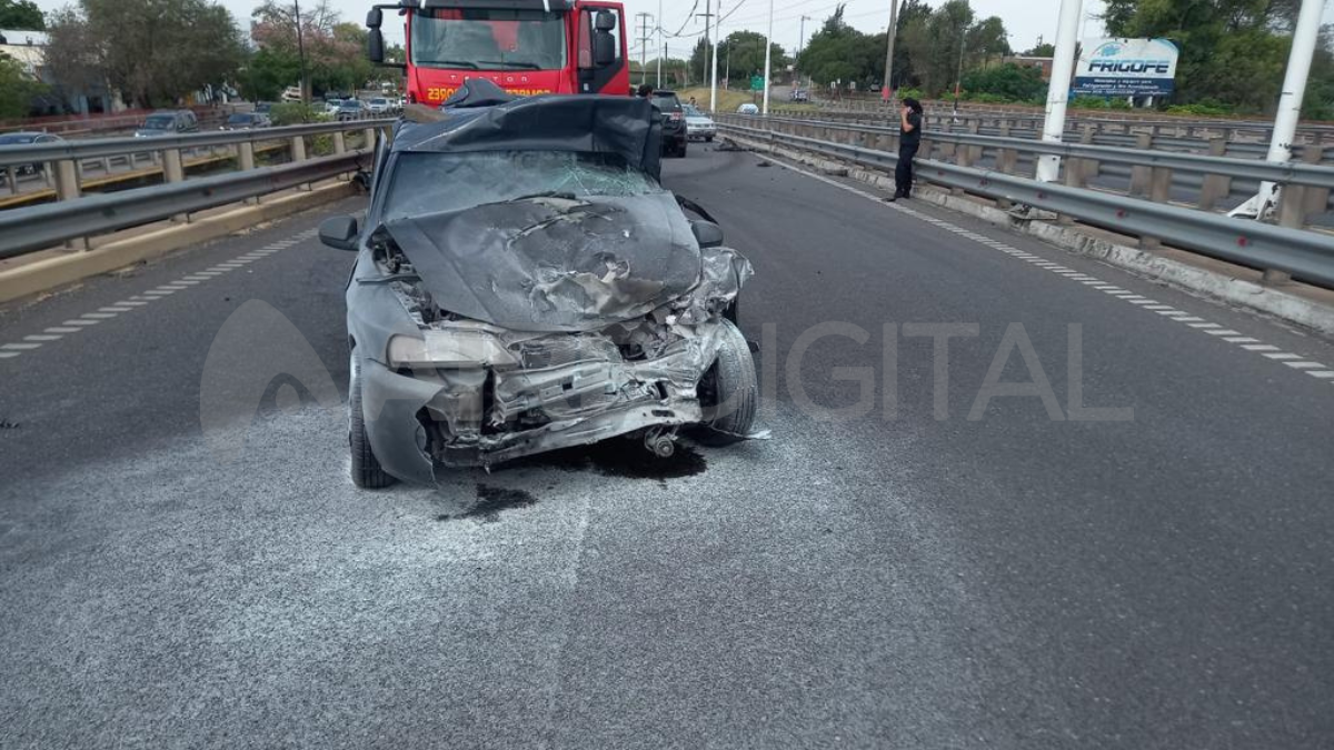 La conductora del Suzuki Fan falleció en el acto.