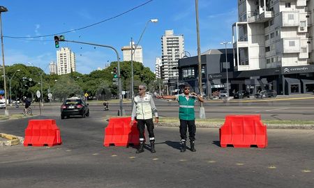 La Municipalidad de Santa Fe clausuró la rotonda de Alem y Belgrano. La Municipalidad de Santa Fe clausuró la rotonda de Alem y Belgrano.