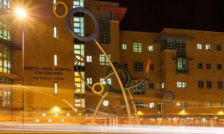 Un nene de dos años fue “castrado” cuando le operaron el testículo equivocado