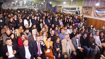 La Carlos Menem, la agrupación política que emergió en 2024 dentro de La Libertad Avanza, realizó este martes un acto en la Avellaneda.