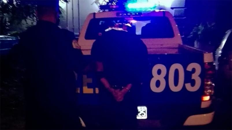 Amenazó con matar a su padre si no cumplía sus exigencias