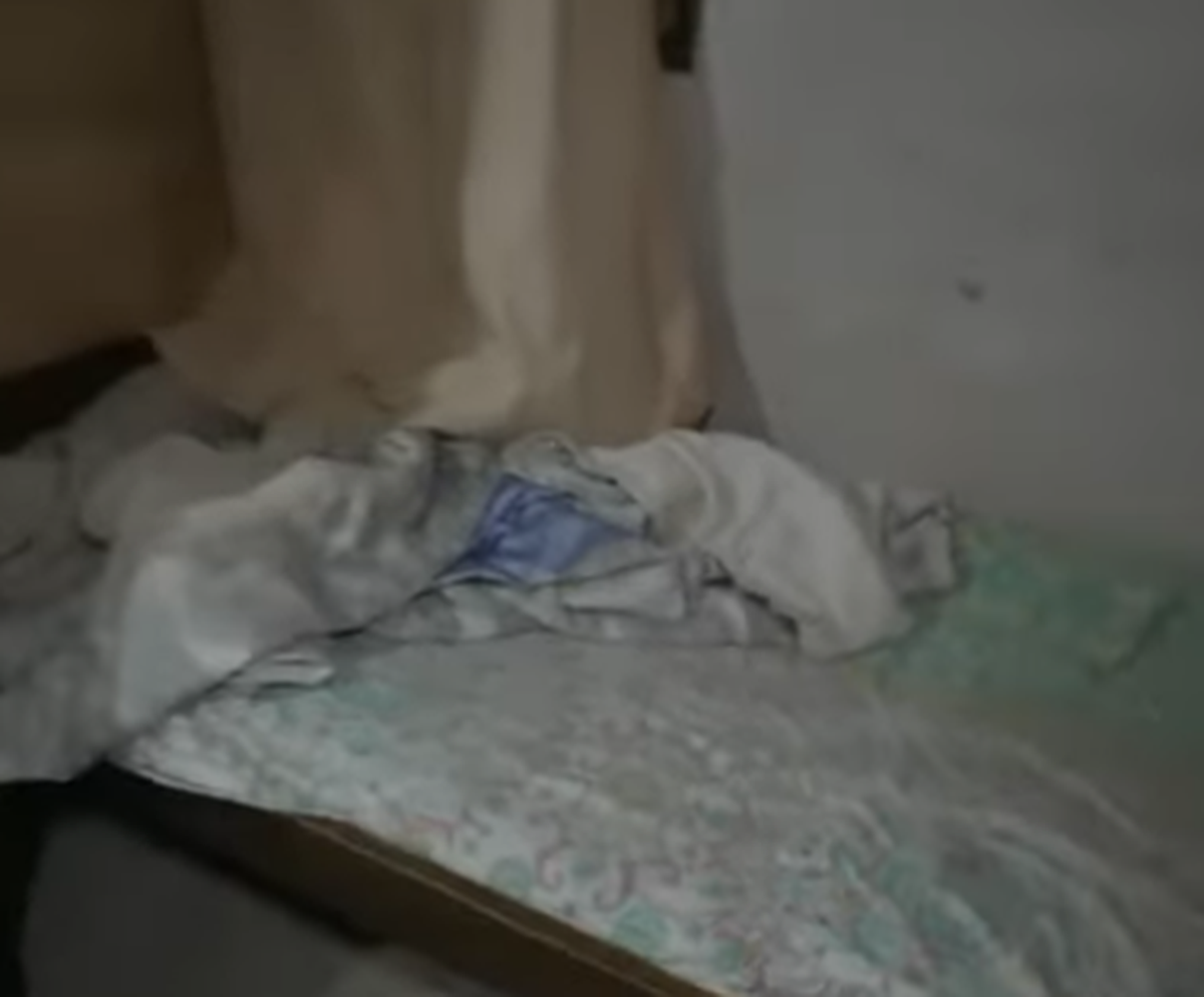 La cama de Loan Danilo Peña. La cama de Loan Danilo Peña.