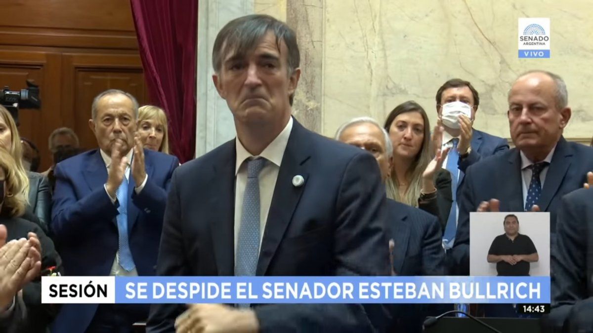 El discurso del senador emocionó a muchos de los presentes y varios no resistieron las lágrimas.&nbsp;
