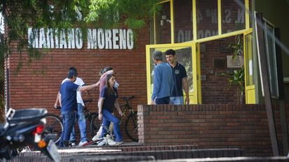 Escuela de San Cristóbal sin timbre y con aulas reubicadas: así fue el regreso a clases
