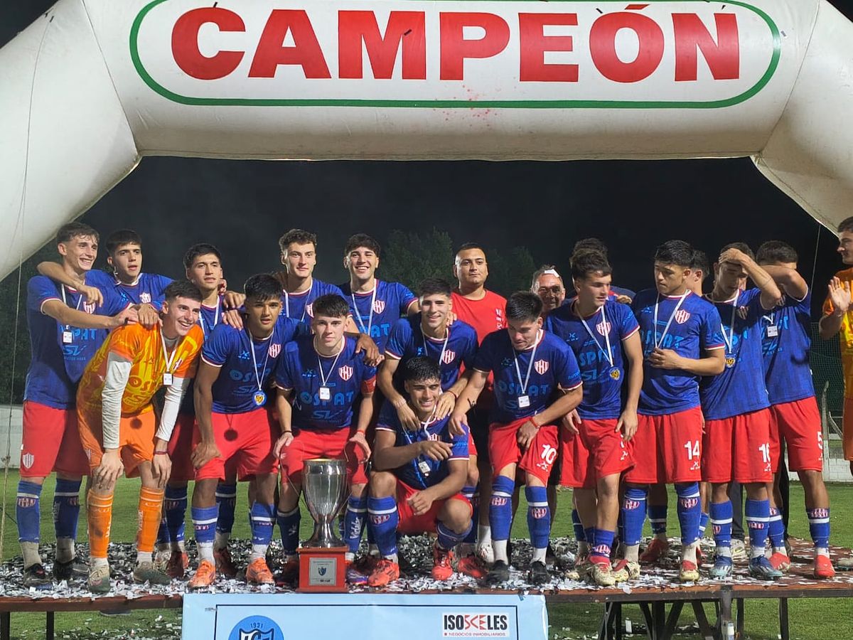 Uni&oacute;n se consagr&oacute; campe&oacute;n de la Liga Santafesina.