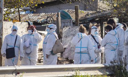 La cifra de casos detectados este martes es récord. De los 904 infectados, 488 corresponden a la provincia de Buenos Aires. La cifra de casos detectados este martes es récord. De los 904 infectados, 488 corresponden a la provincia de Buenos Aires.