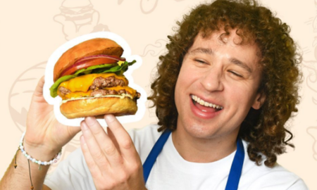 Un chef probó las hamburguesas que vende Luisito Comunica y lo destrozó con su crítica