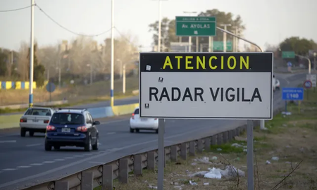 Piden la revisión de los radares en las rutas nacionales que cruzan la provincia de Santa Fe. Piden la revisión de los radares en las rutas nacionales que cruzan la provincia de Santa Fe.