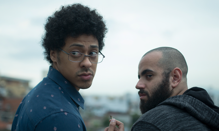 En los nuevos episodios de la serie, Luis Navarro, Henrique Santana y Daniel Furlan vuelven a interpretar a Biriba, Salim y Vini, respectivamente, además de Leilah Moreno en el papel de Kelly. El elenco incluye al rapero Dexter, Nathalia Ernesto y Bruno Giordano. En los nuevos episodios de la serie, Luis Navarro, Henrique Santana y Daniel Furlan vuelven a interpretar a Biriba, Salim y Vini, respectivamente, además de Leilah Moreno en el papel de Kelly. El elenco incluye al rapero Dexter, Nathalia Ernesto y Bruno Giordano.