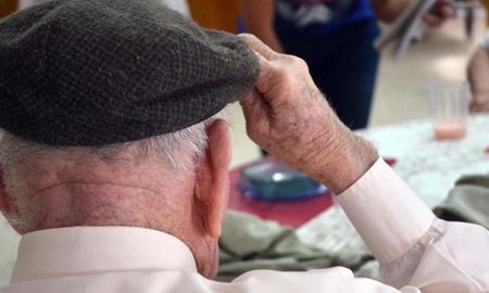 Un jubilado fue estafado y le robaron más de 80.000 dólares. Un jubilado fue estafado y le robaron más de 80.000 dólares.