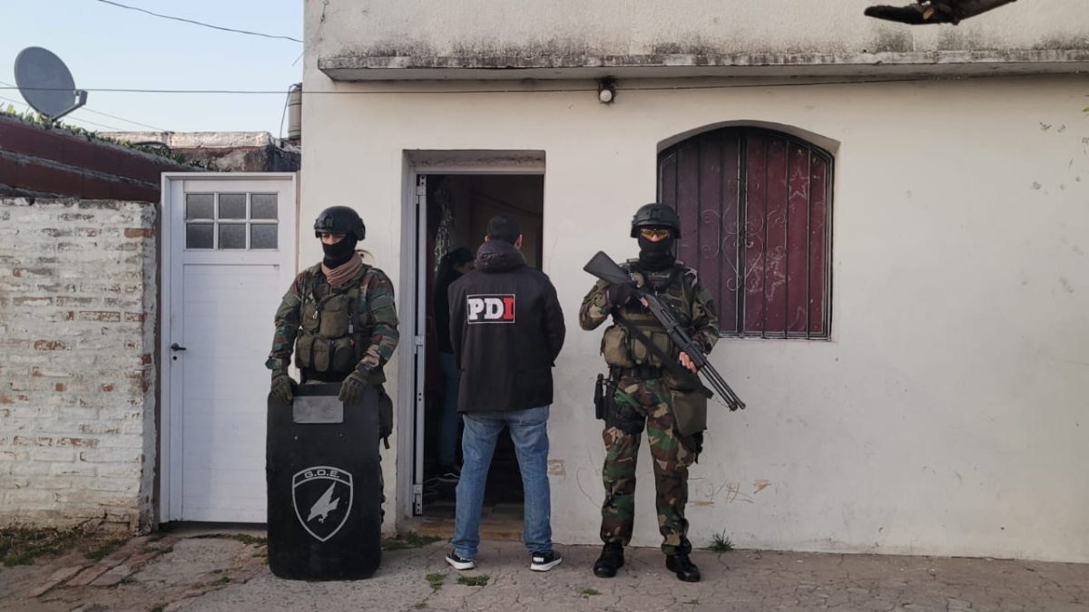 Una mujer fue detenida por irse de shopping con tarjeta ajena