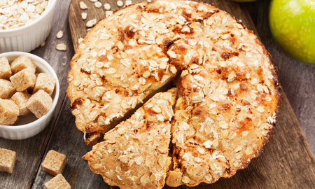 Con avena instantánea y huevos, preparás una “tarta” perfecta para combinar con frutas y frutos secos, y mantener tu alimentación saludable.