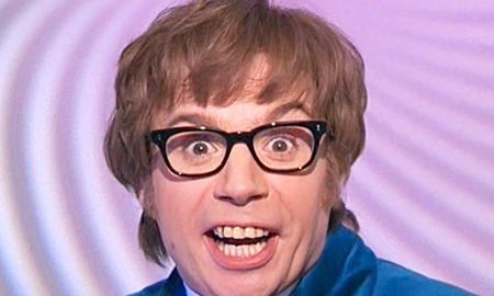 Mike Myers llegará a Netflix con una nueva serie, The Pentaverate. Mike Myers llegará a Netflix con una nueva serie, The Pentaverate.