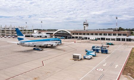 Desde Rosario ya se exporta carne y pescado por vía aérea. Desde Rosario ya se exporta carne y pescado por vía aérea.
