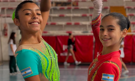 Alma y Abril, dos atletas argentinas de 13 años que buscan cumplir su sueño: viajar al mundial de Gimnasia Aeróbica en Italia. Alma y Abril, dos atletas argentinas de 13 años que buscan cumplir su sueño: viajar al mundial de Gimnasia Aeróbica en Italia.