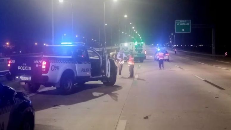 Córdoba: un hombre murió mientras cruzaba avenida Circunvalación y ser atropellado por un auto