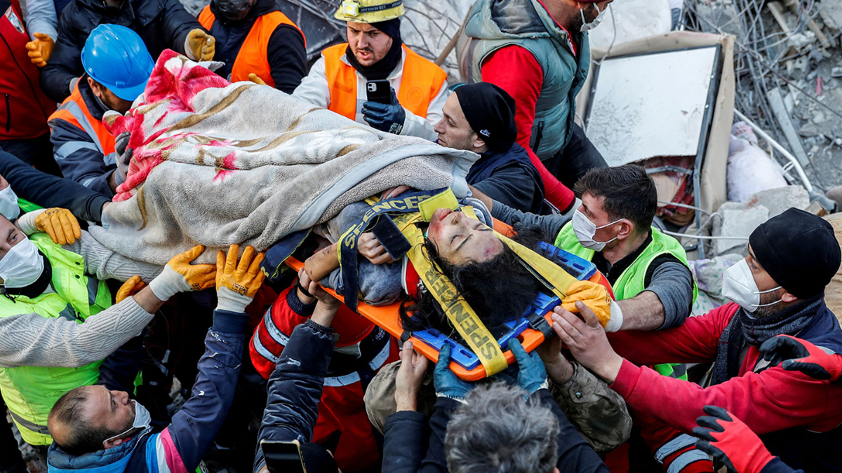 La inmediata ayuda internacional luego de la catástrofe fue clave para que la cifra de personas fallecidas no sea mucho mayor.