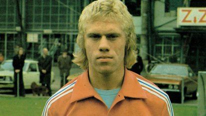 Argentina 1978: Wim Rijsbergen, el holandés que viajó en bicicleta para conocer a las Madres de Plaza de Mayo