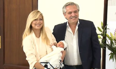 Francisco Fernández, el hijo de Fabiola Yañez y Alberto Fernández, cumple un mes de vida. Francisco Fernández, el hijo de Fabiola Yañez y Alberto Fernández, cumple un mes de vida.